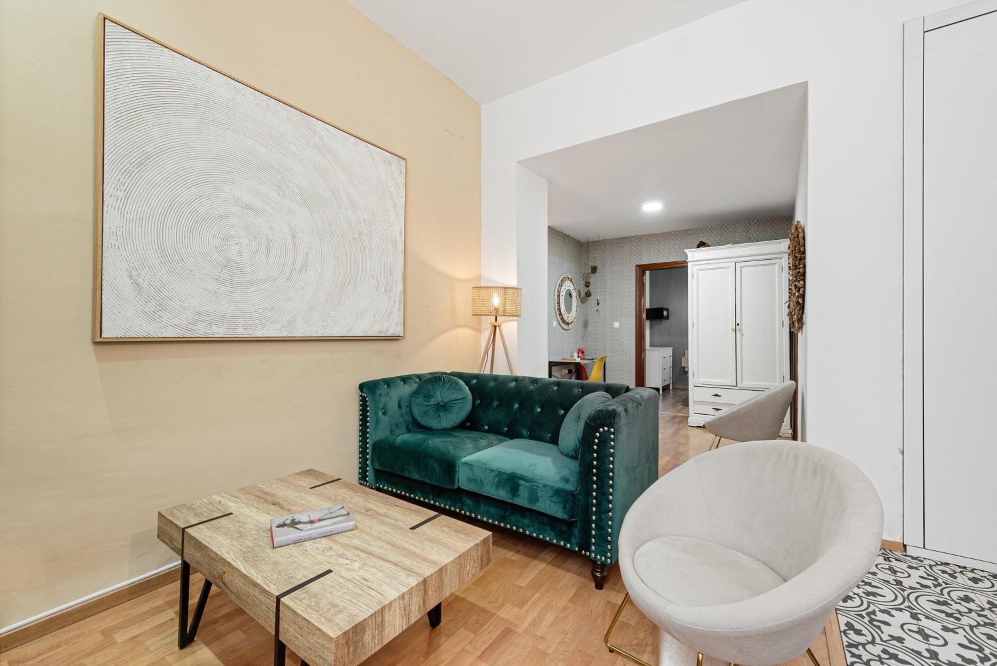 Urbanchicmalaga 2Bedroom Oasis In Historic Malaga Centre المظهر الخارجي الصورة